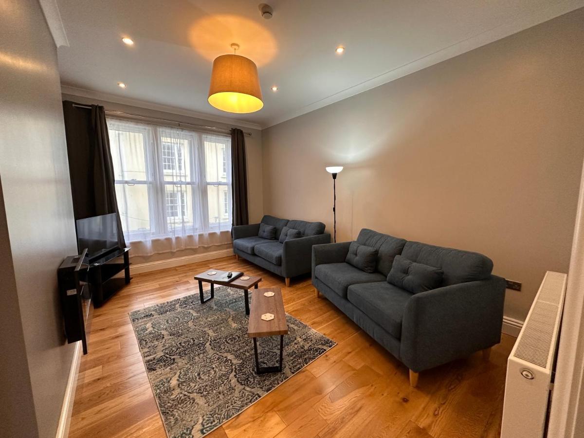 Spilman Hotel Καρμάρθεν Εξωτερικό φωτογραφία